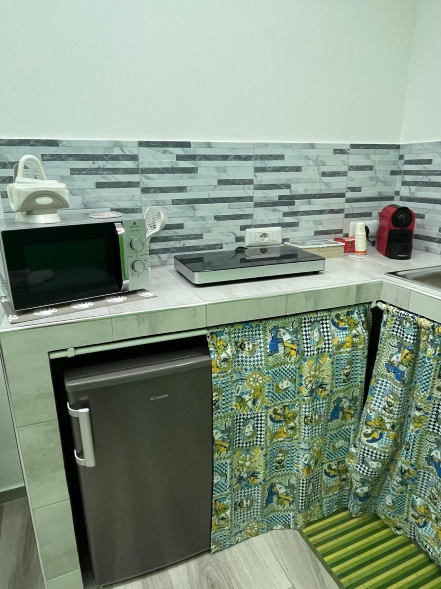 La Maddalena House Apartment Catania Bagian luar foto